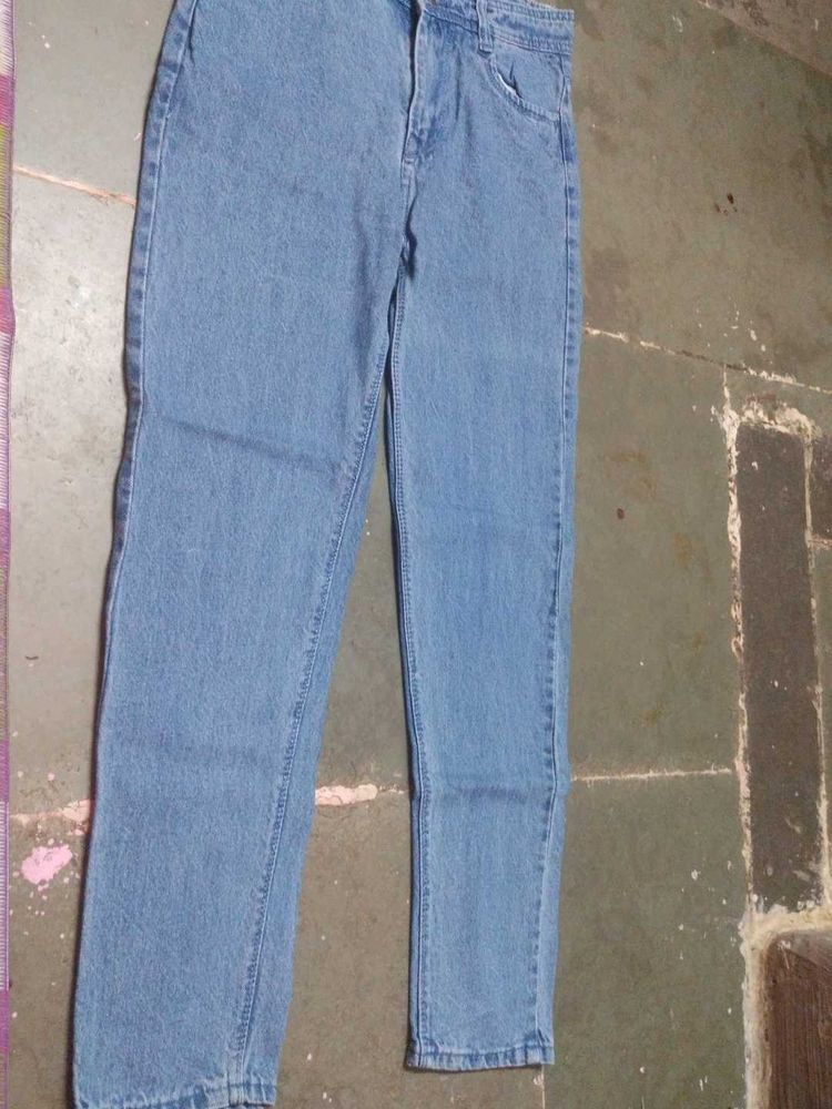 women&#39;s jeans