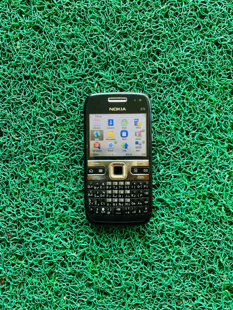 Nokia E72 New Condition