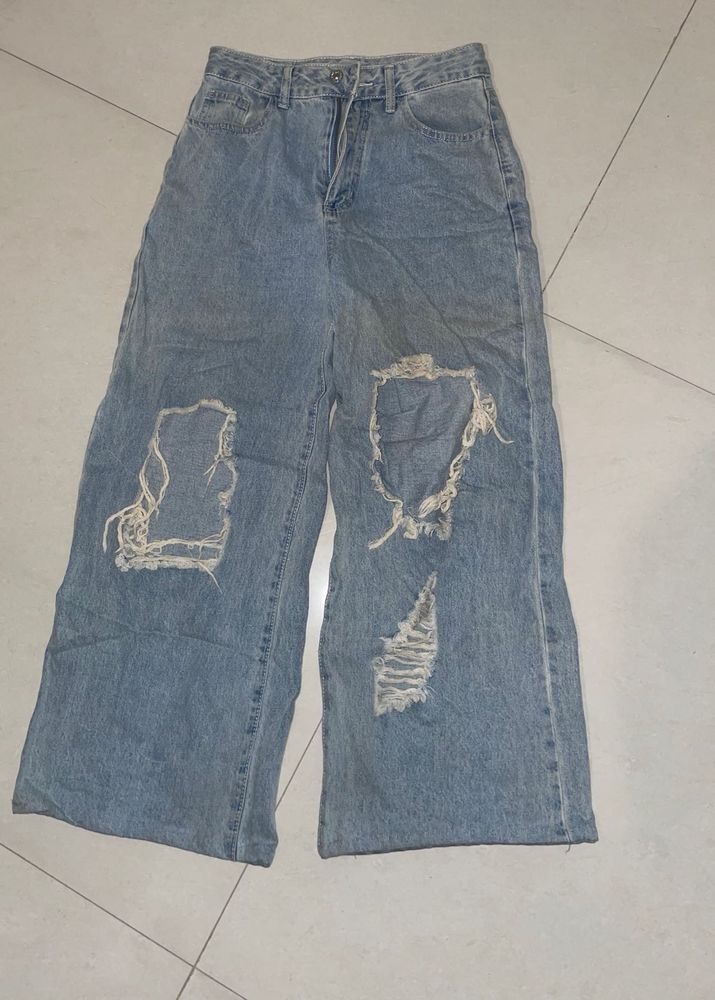 URBANIC Ripped Wide Leg Jeans