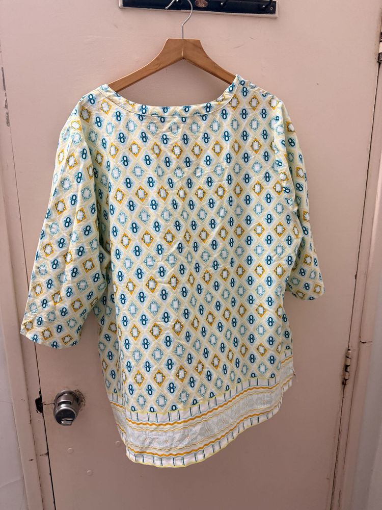 Patterned Top