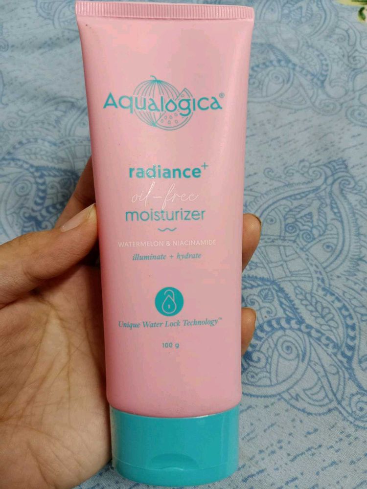 Aqualogica Radiance+ Oil-Free Moisturizer