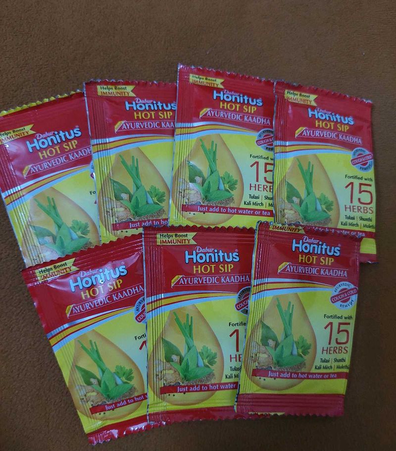 Dabur Honitus Hot Sip Ayurvedic Kaadha (7 Sachets)