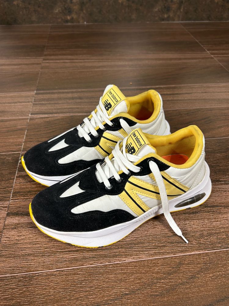 New Balance Sneakers