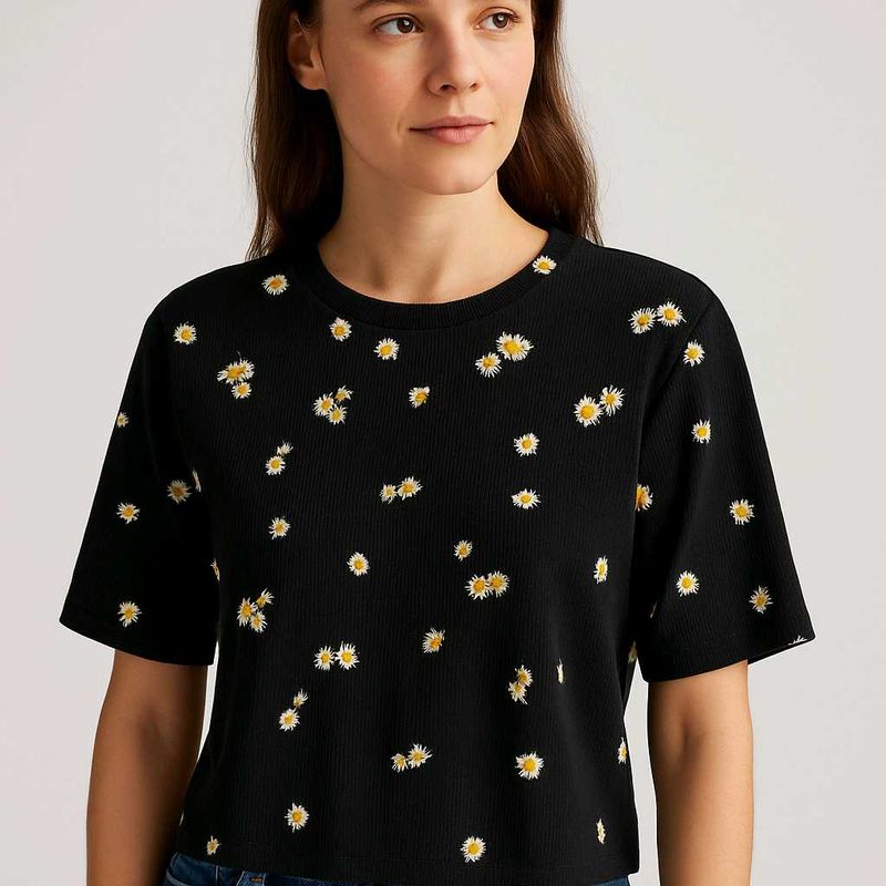 Daisy Print T-Shirt