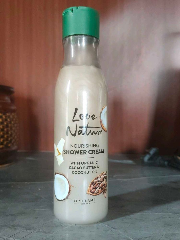 Oriflame Nourishing ShowerCream