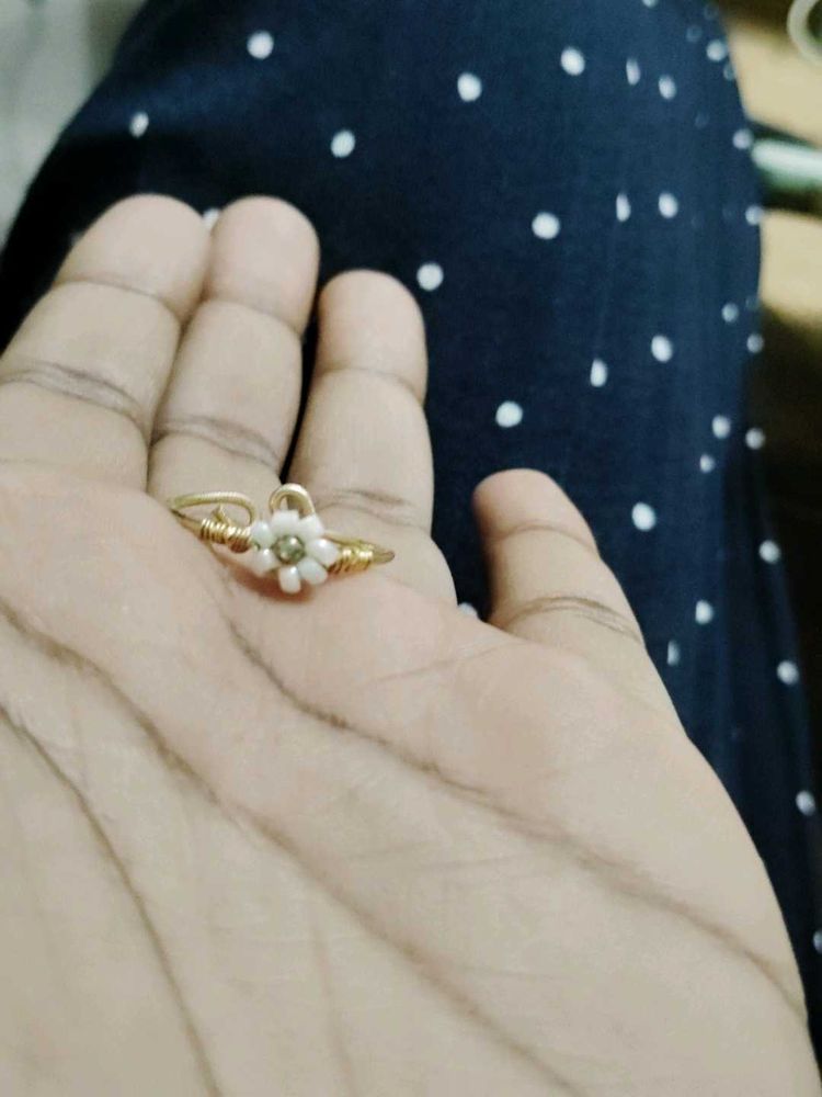 Free Daisy Rings For Every Order