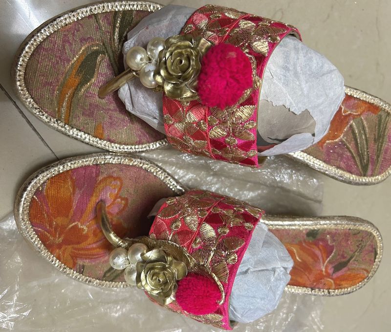 Embroidered Ethnic Sandals