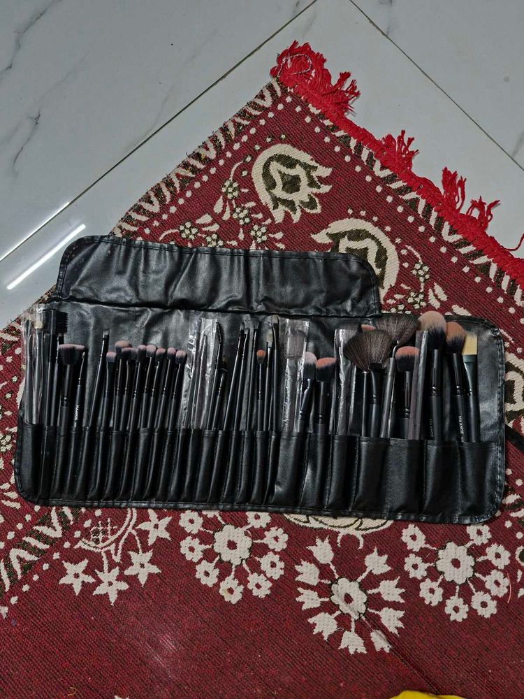 Makeup Brush Set