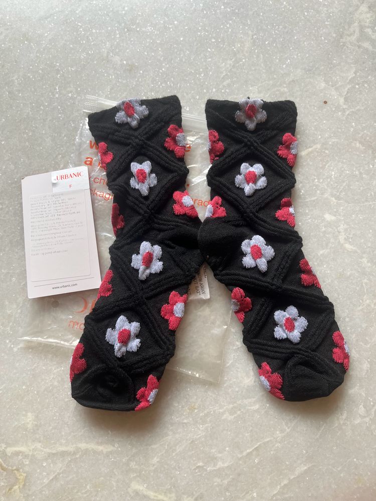 Urbanic Floral Socks