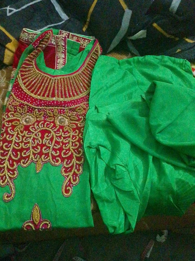Zarki Wark Suit Set