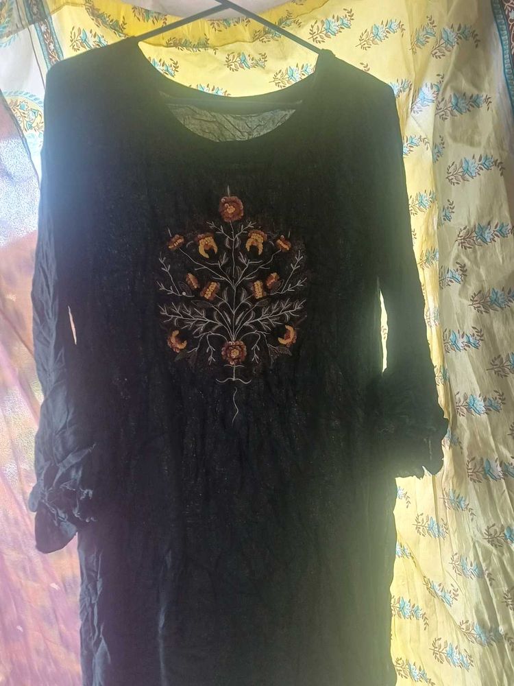 Embroidered Long Sleeve Top