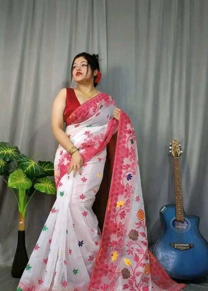 Banalata Flower Cotton Silk Dhakai Jamdani Saree..