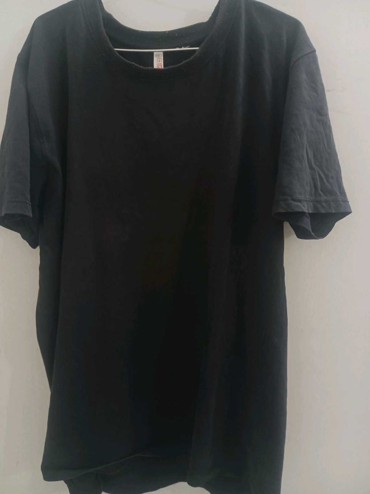Classic Solid Black T-Shirt - Unisex