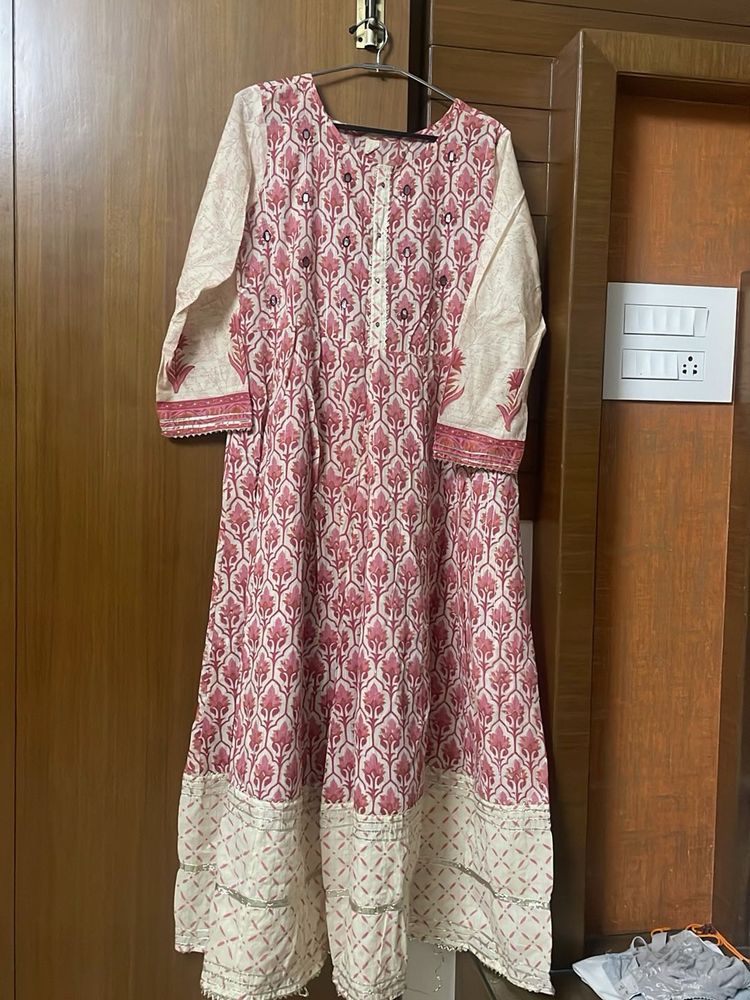 Elegant Printed Kurta With Pants And Dupatta
