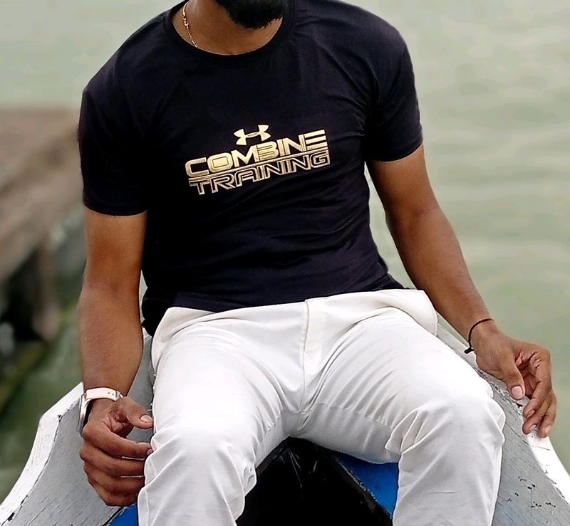 , ➡️🥳  🔹 Sizes&gt;M🔹 Colour&gt;Z. Black🔹TShirt&gt;Half Sleeves  🔹 Design&gt;Golden Rubber Print  🔹 Fabric&gt;Lycra( Stretchable)   👉🏻  .  @_Solution_Off_Choice