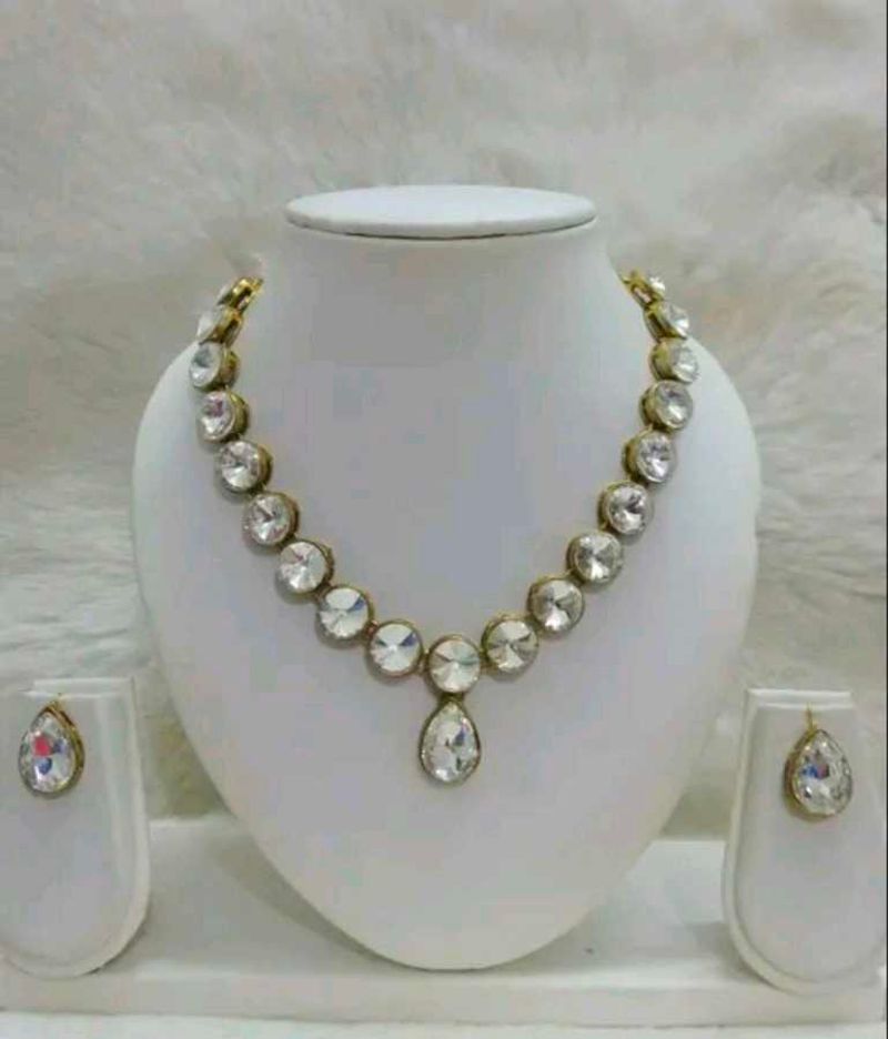 Elegant Stone Necklace Set