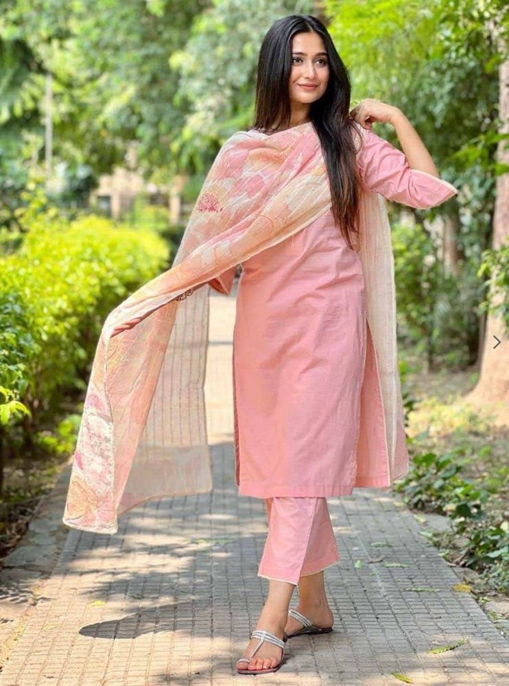Elegant Pink Kurta Set with Dupatta💗