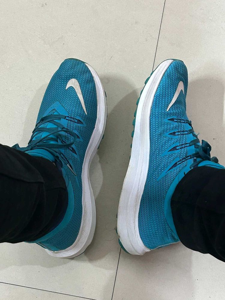 Nike Quest 2 Running Shoes Great Condition