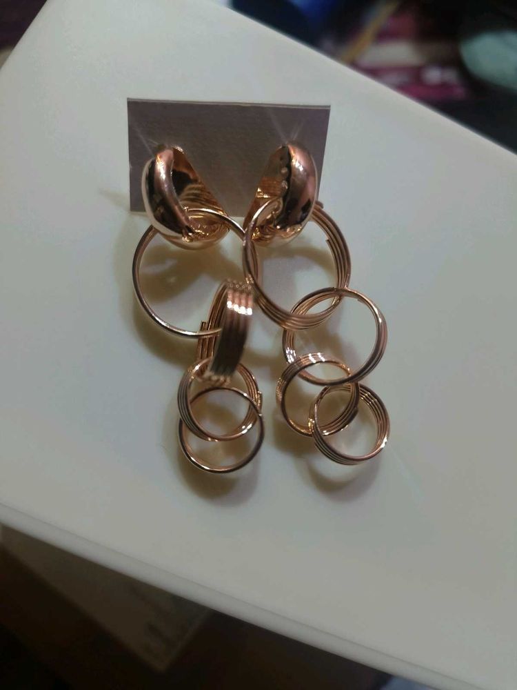 Chic Circle Drop Earrings