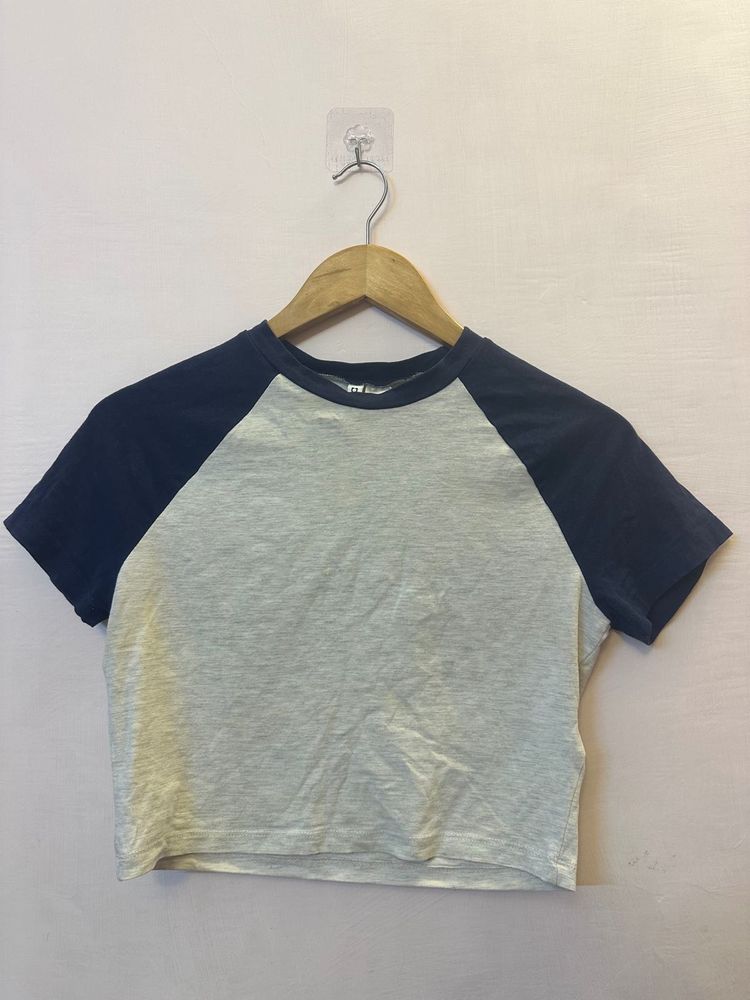Raglan Crop Top - Trendy &amp; Comfy
