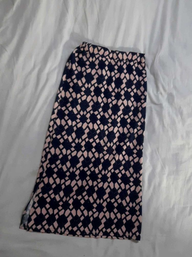Slide Cut Skirt