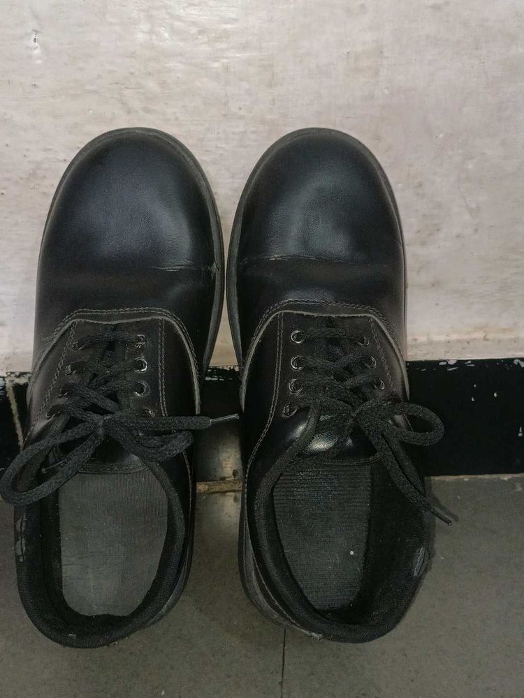 Black Leather Work Shoes