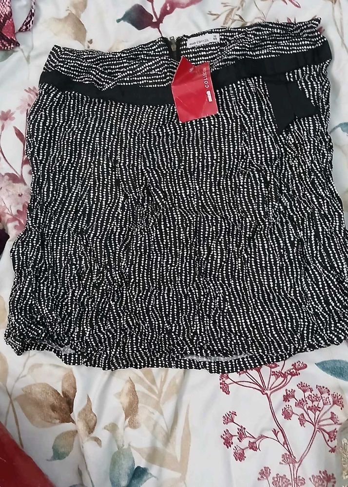 Chic Patterned Skirt - L Size
