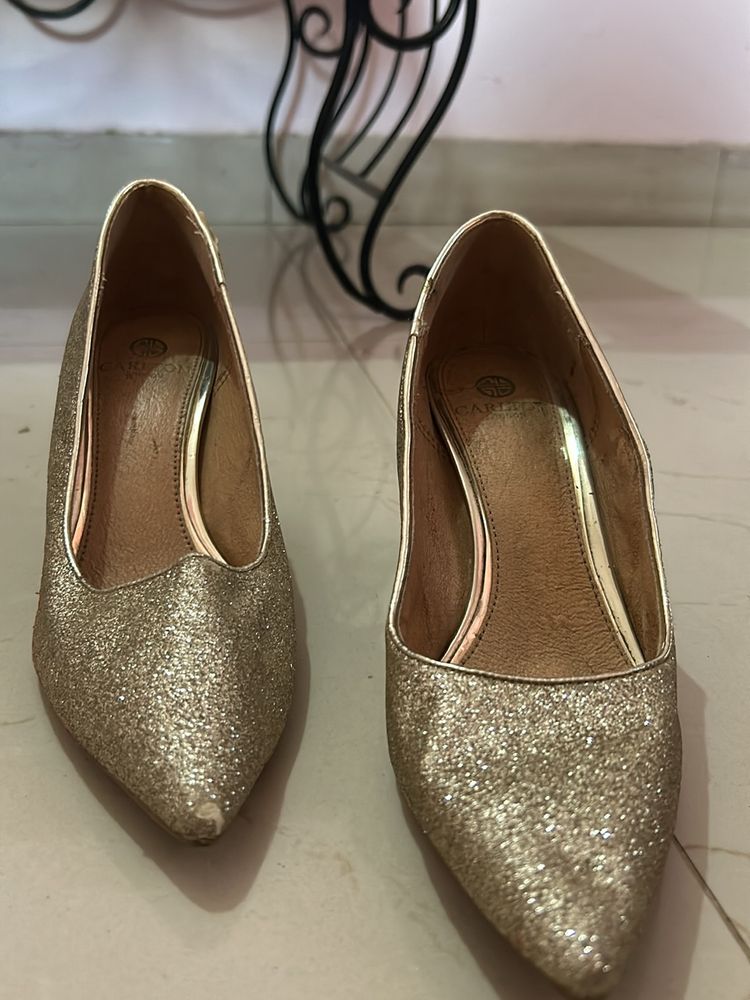 Carlton London Gold Heels
