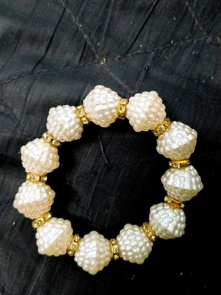 Pearl Beaded Bracelet