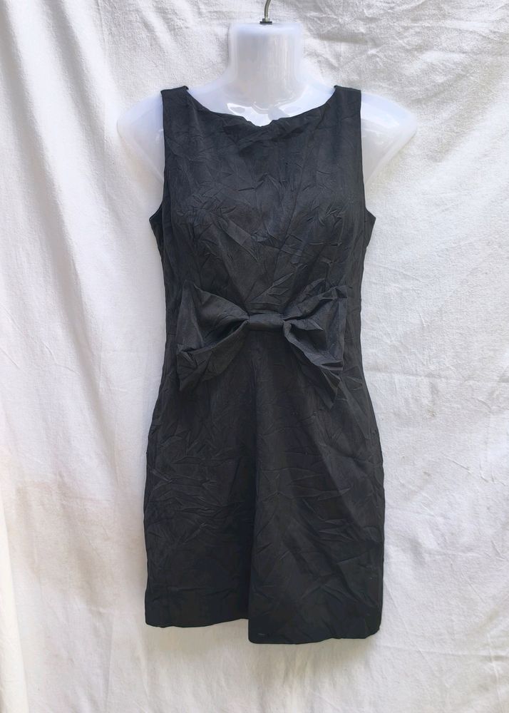 CUTE BLACK COLOUR DRESS