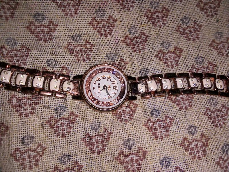 Elegant Women&#39;s Watch