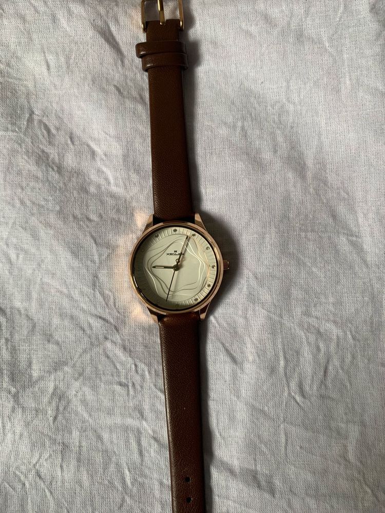 Imported women’s watch🚨offer for today 🚨