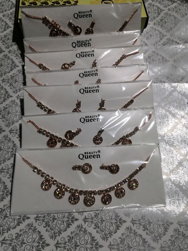 💥Move On Sale 💥 6 Pack Jewellery Set.