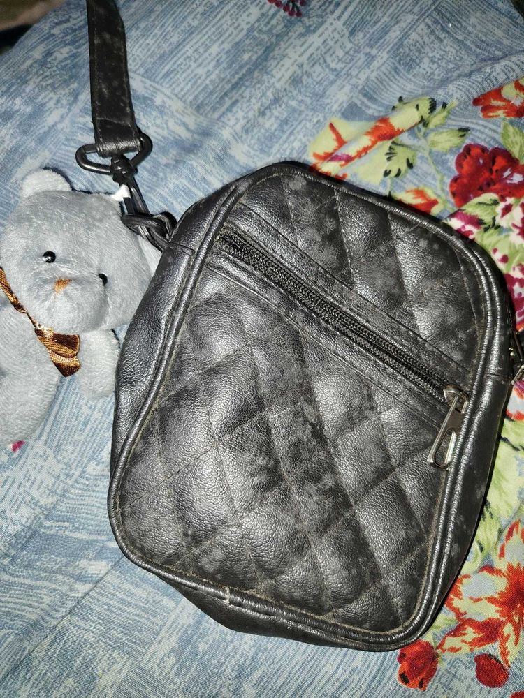 Quilted Black Crossbody Bag