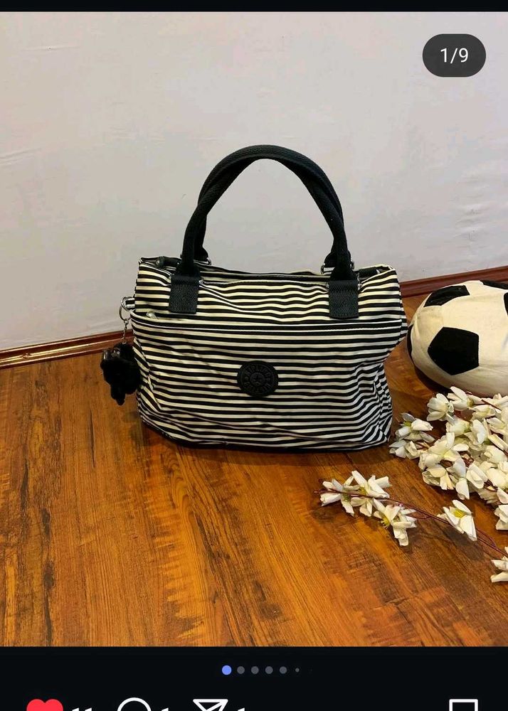AUTHENTIC KIPLING Handbag