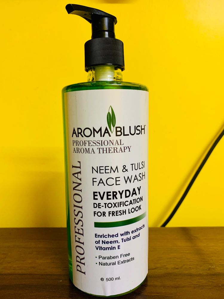 Aroma Blush - Neem &amp; Tulsi Facewash-Professional