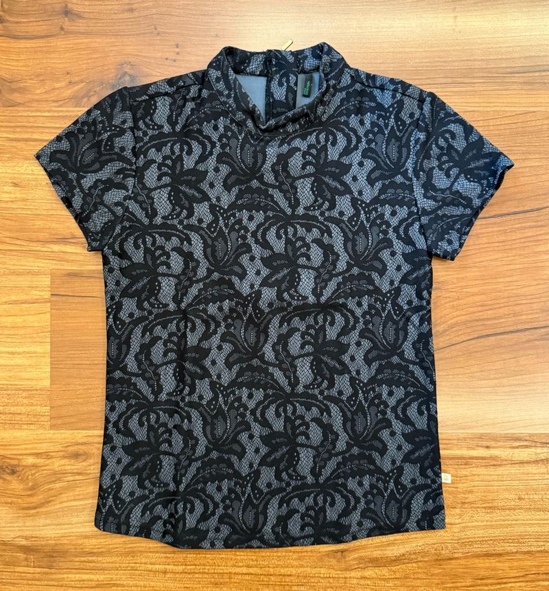 Benetton Lace Top 🩶