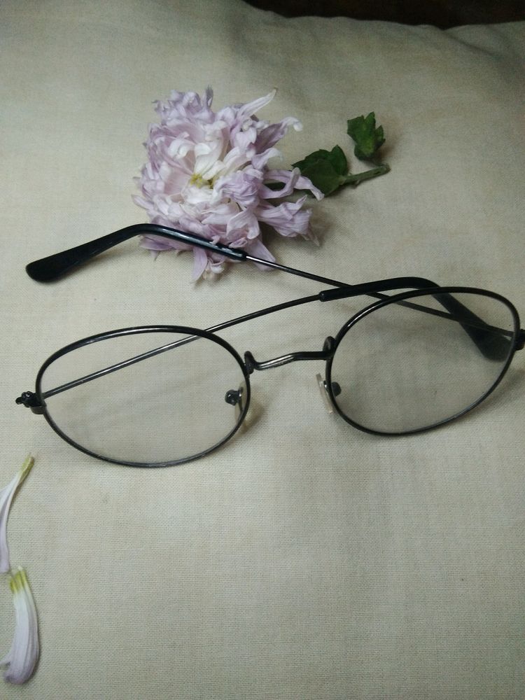 Transparent Eyeglass 👓