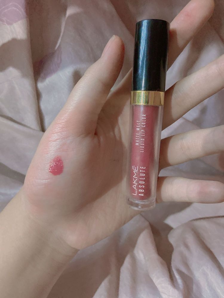 Lakme Absolute Matte Melt Liquid Lipstick