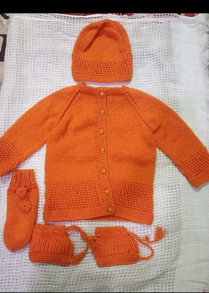 🧡✨Handmade Knit Baby Set
