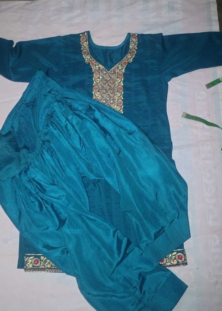 Teal Embroidered Kurta Set