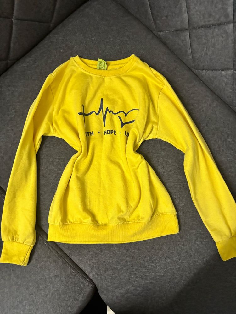 Yellow Graphic Print Sweatshirt