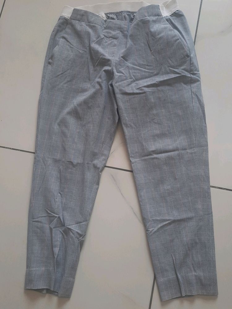 Van Heusen Women Printed Grey Trouser