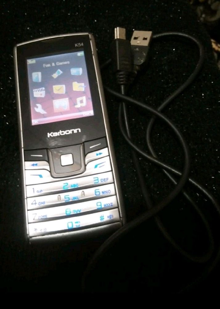 Karbonn Mobile 2days Battery Backup Fully Working Dual Sim With Mamory Sim Slot