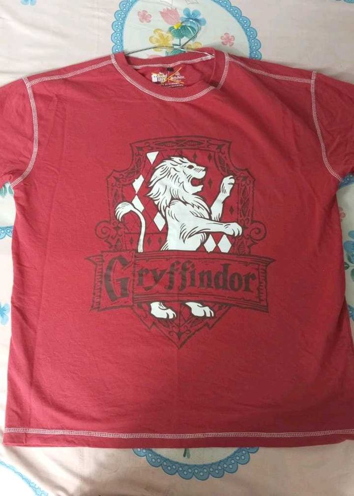 Gryffindor T-shirt