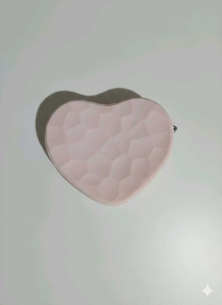Pouch/Coin Purse  Heart-Shaped