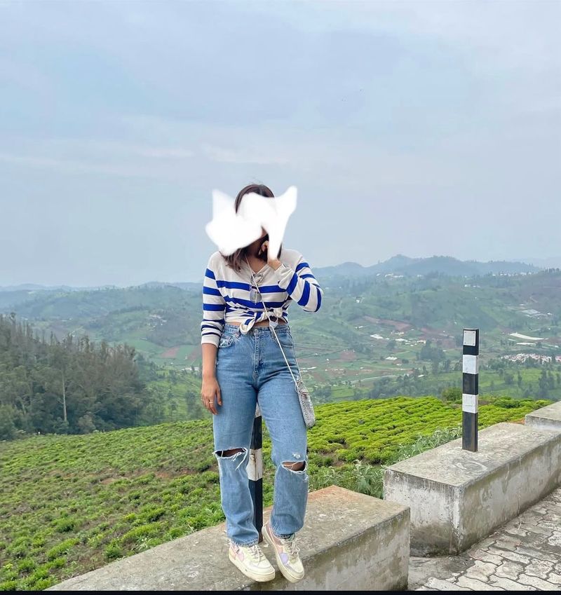 Zara Ripped Knee Jeans &amp; Striped Top