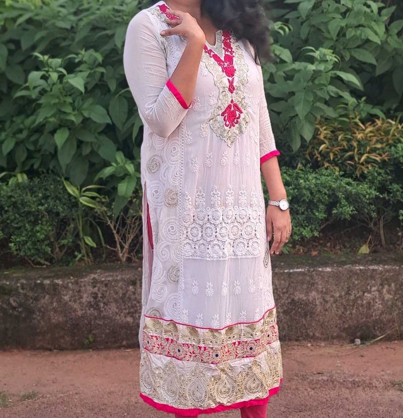 Elegant Embroidered Kurta