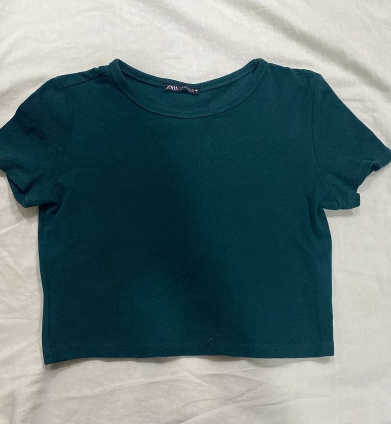 Basic Green Crop Top