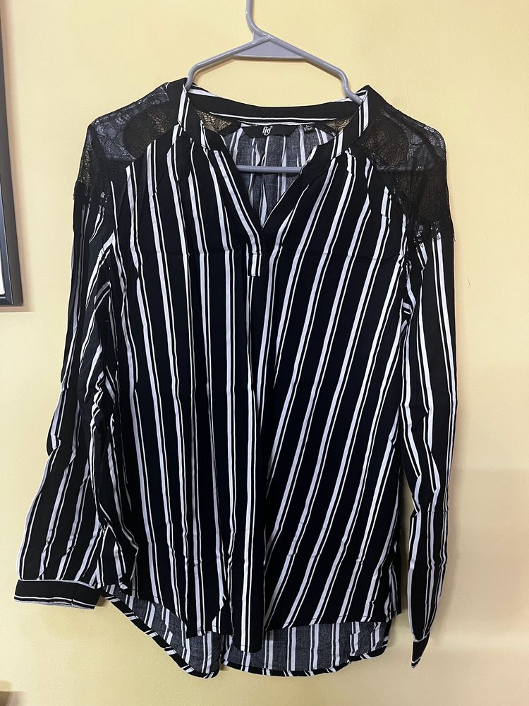 Black And White Stripes Top